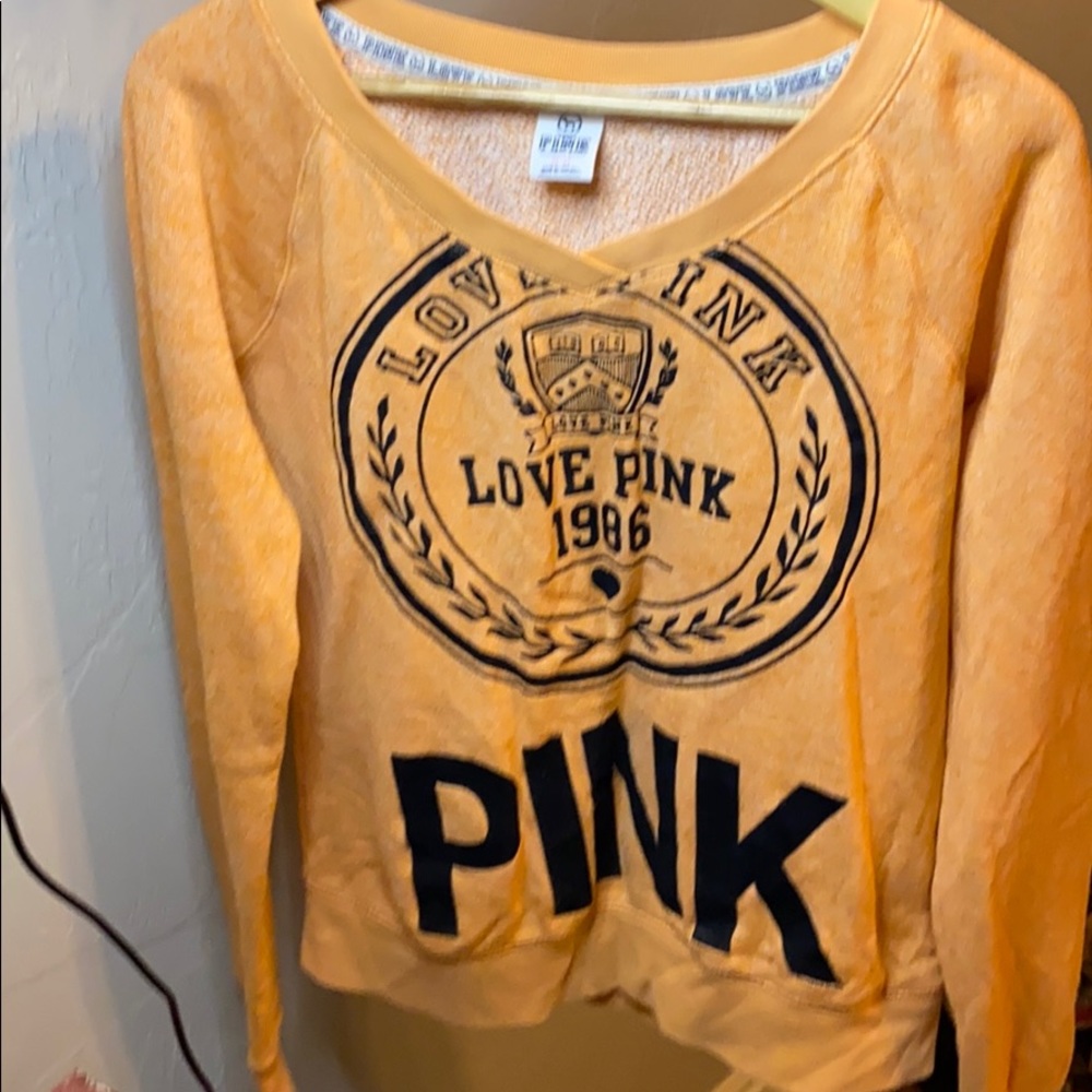 PINK Victoria’s Secret sweatshirt black and Orange
